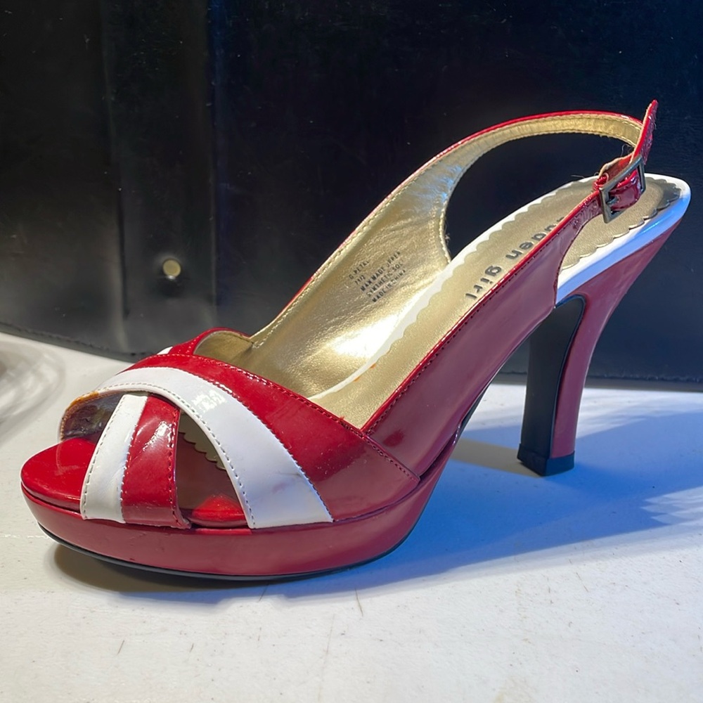 Size 7.5 madden girl peep toe sling back heels
